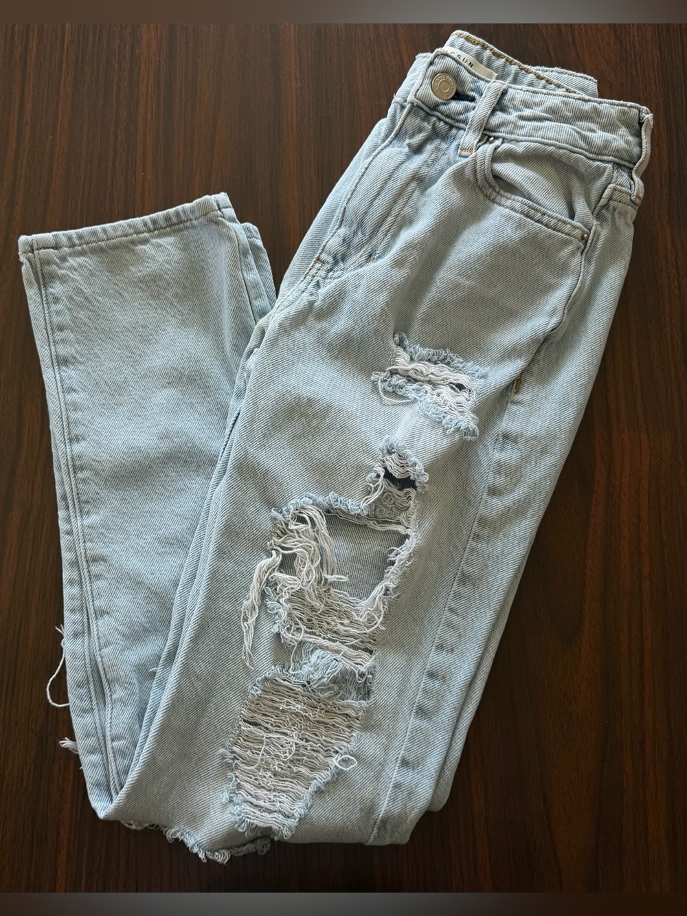 Women’s Size 22 PacSun Light Wash Distressed Mom Jeans